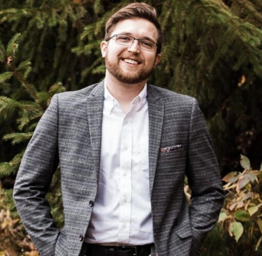 Local author finds recovery, purpose in writing